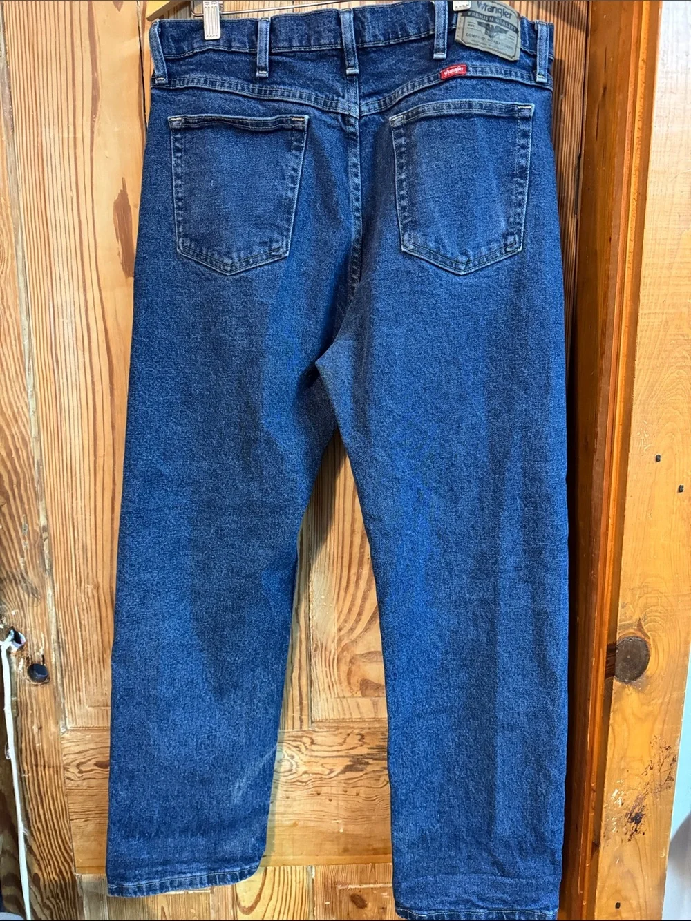 Classic Wrangler 36x30 Men's Dark Blue Denim Jeans
